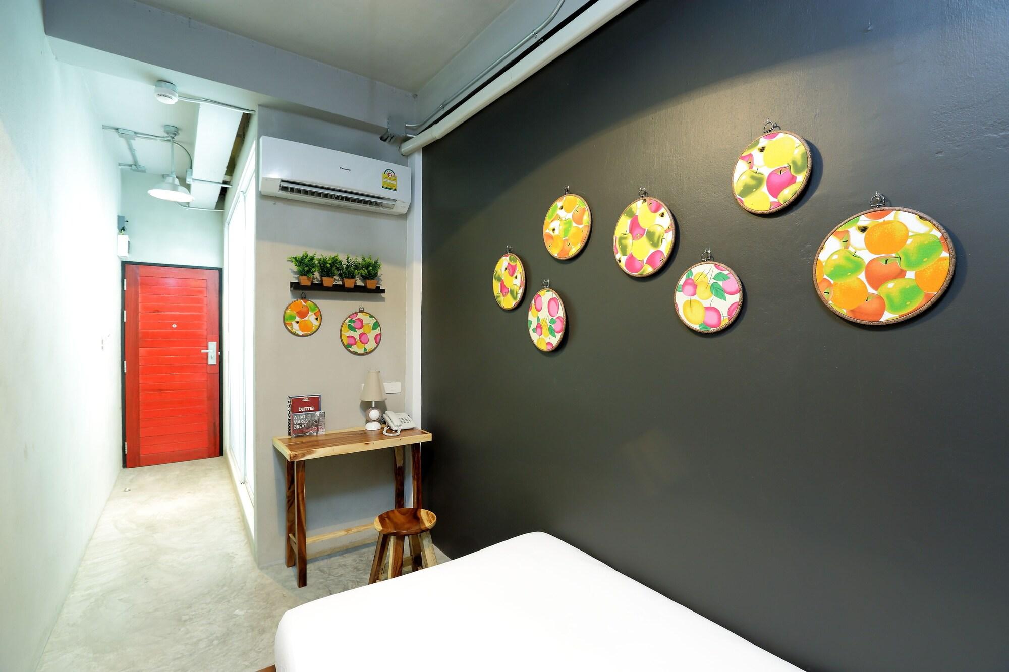 Smile Inn Бангкок Экстерьер фото
