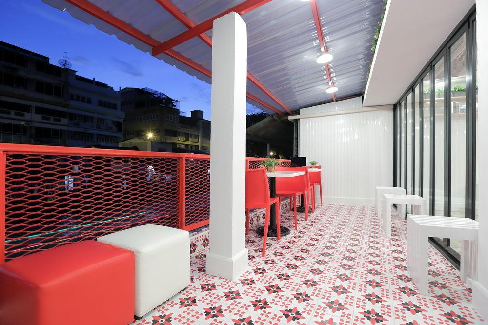 Smile Inn Бангкок Экстерьер фото