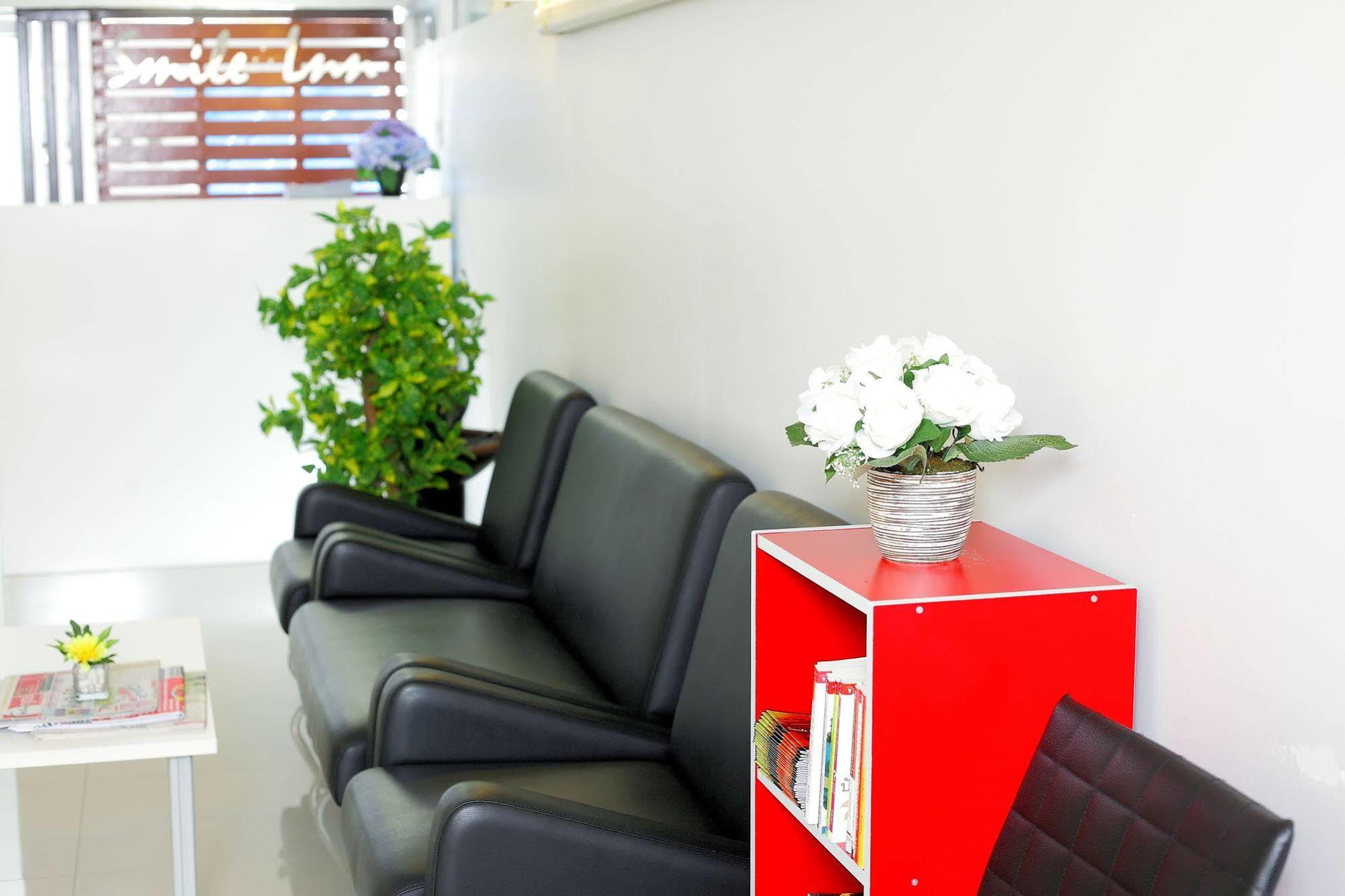 Smile Inn Бангкок Экстерьер фото