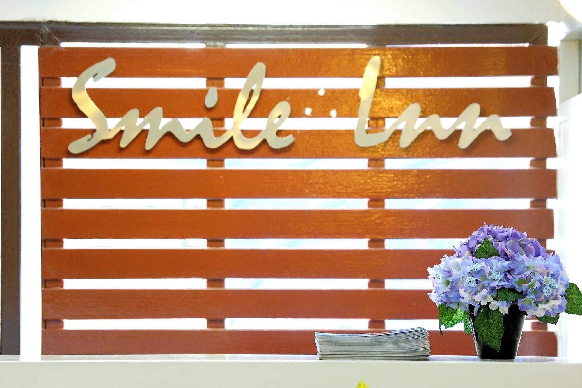 Smile Inn Бангкок Экстерьер фото